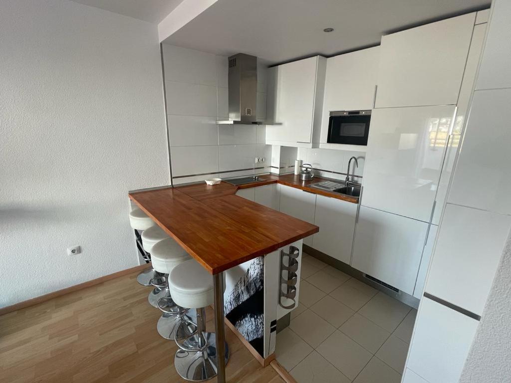 Apartamento Turistico Cristobal Colon 우엘바 외부 사진